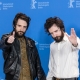 I Fratelli D'innocenzo alla Berlinale 2020 ©Harald Krichel da Wikipedia CC3.0 https://it.wikipedia.org/wiki/Damiano_e_Fabio_D%27Innocenzo#/media/File:Damiano_and_Fabio_D'Innozenzo-0330.jpg